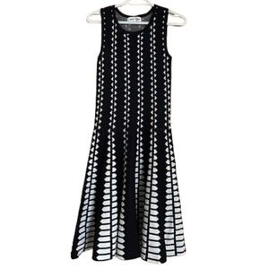 John + Jenn Women’s Black & White A-Line Knit Fit & Flare Dress Sz- XS